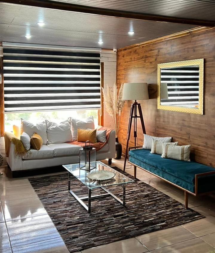 Casa de férias Casa Con Piscina Y Cama Elastica