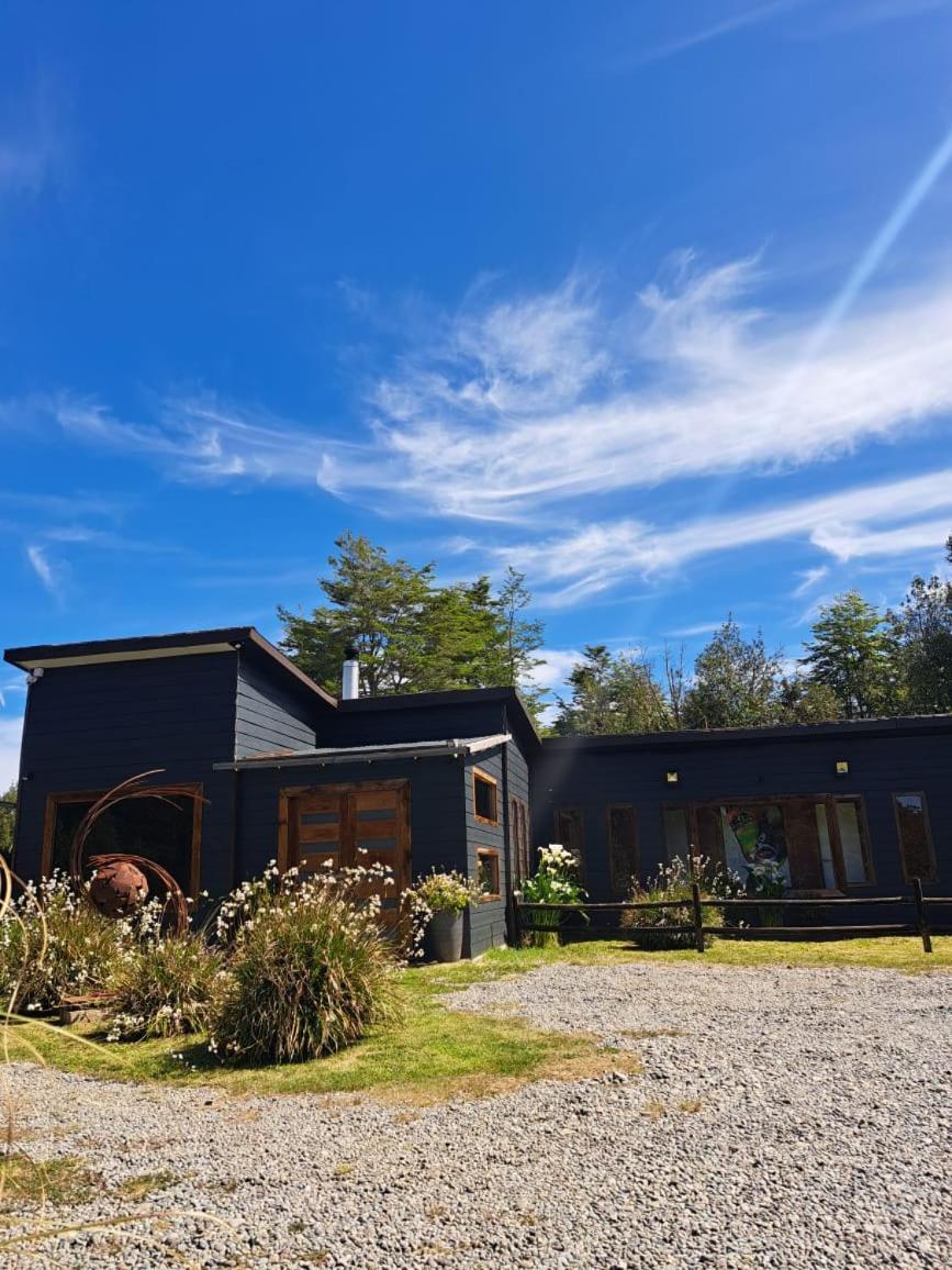 Casa Con Piscina Y Cama Elastica Casa de férias *