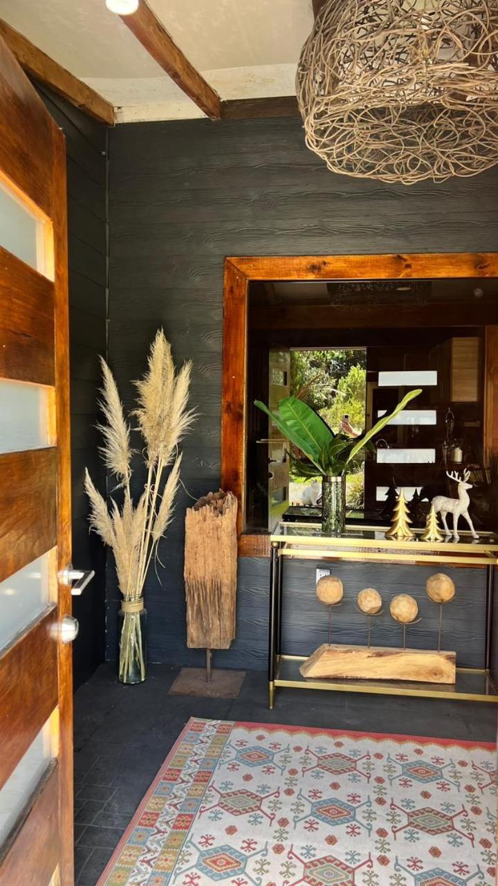 Casa Con Piscina Y Cama Elastica Casa de férias