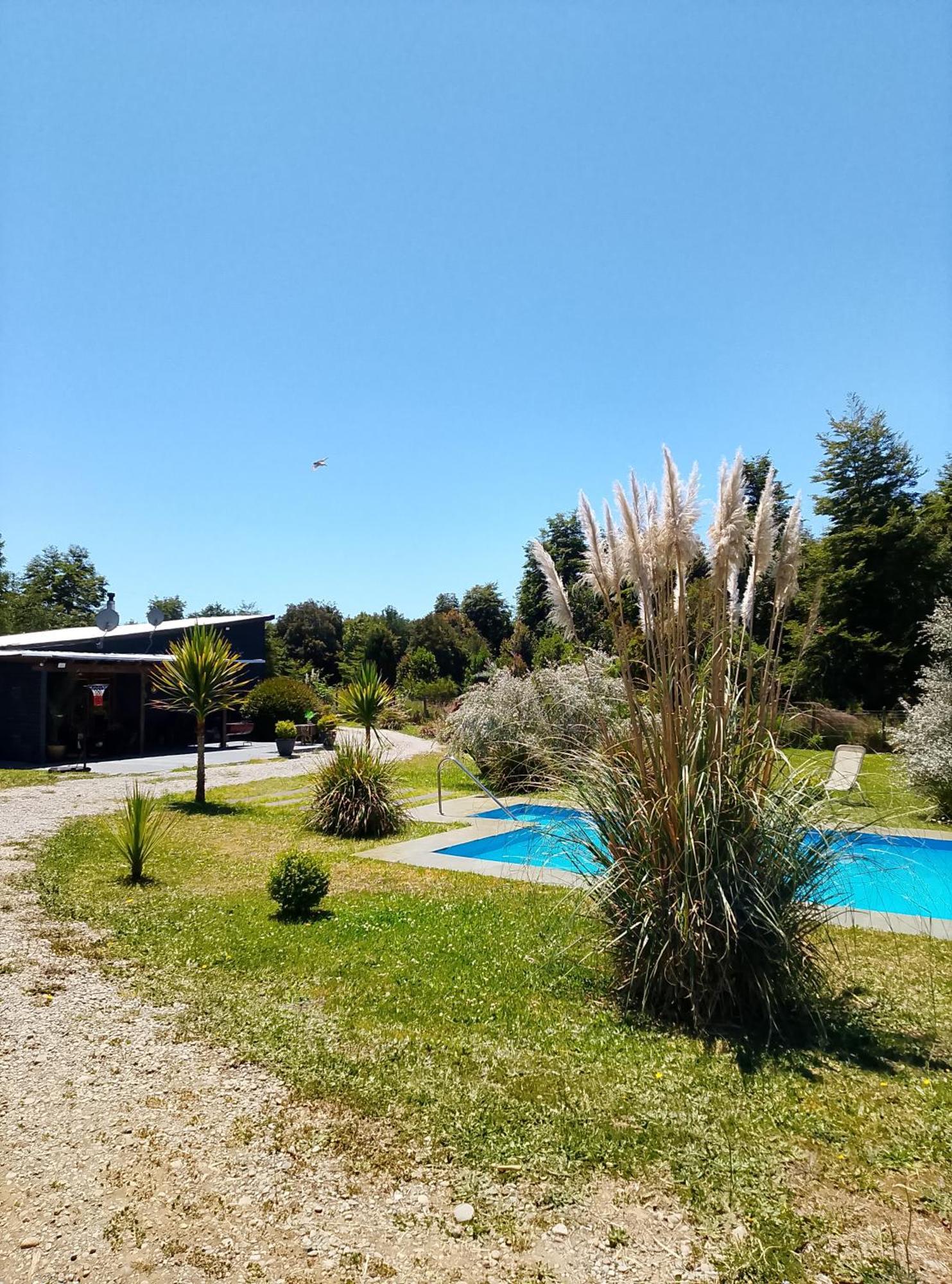 Casa Con Piscina Y Cama Elastica Casa de férias *